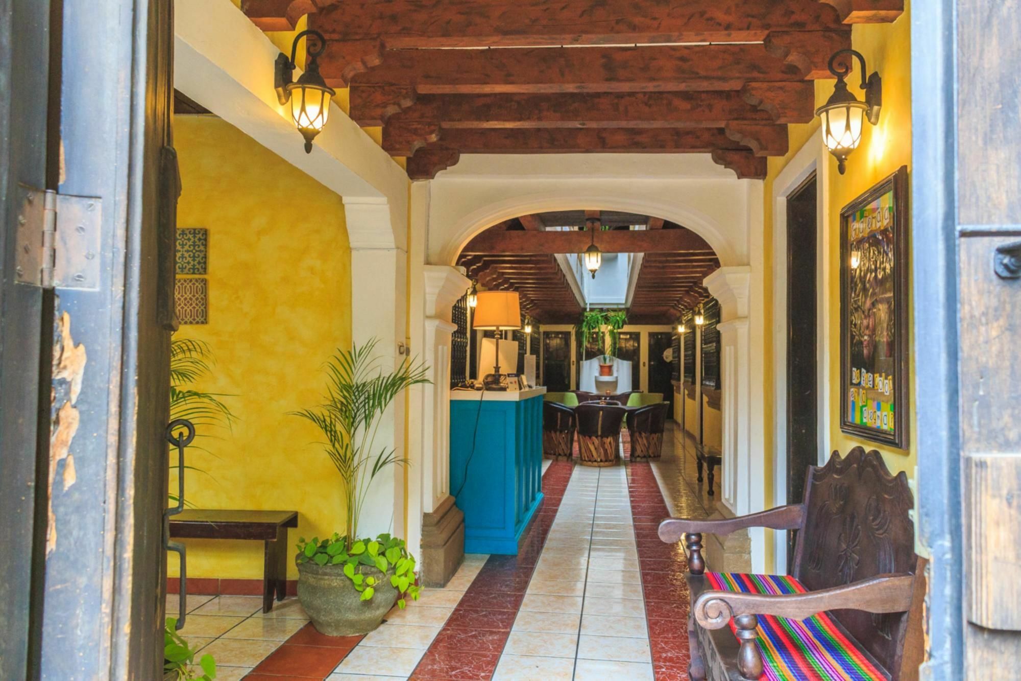 Hotel Casa Santa Lucia Antigua Exterior foto